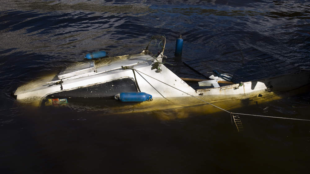 Abcoude stoort zich aan verwaarloosde boten