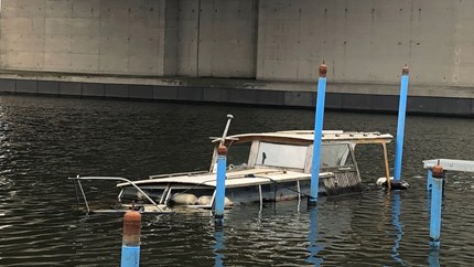 gezonken schip onder A10